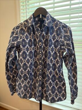 Lands' End Blue and White Printed Button-Down Shirt Size 8